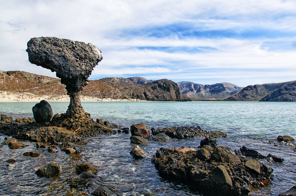 El Hongo de Balandra, formación rocosa icónica en equilibrio